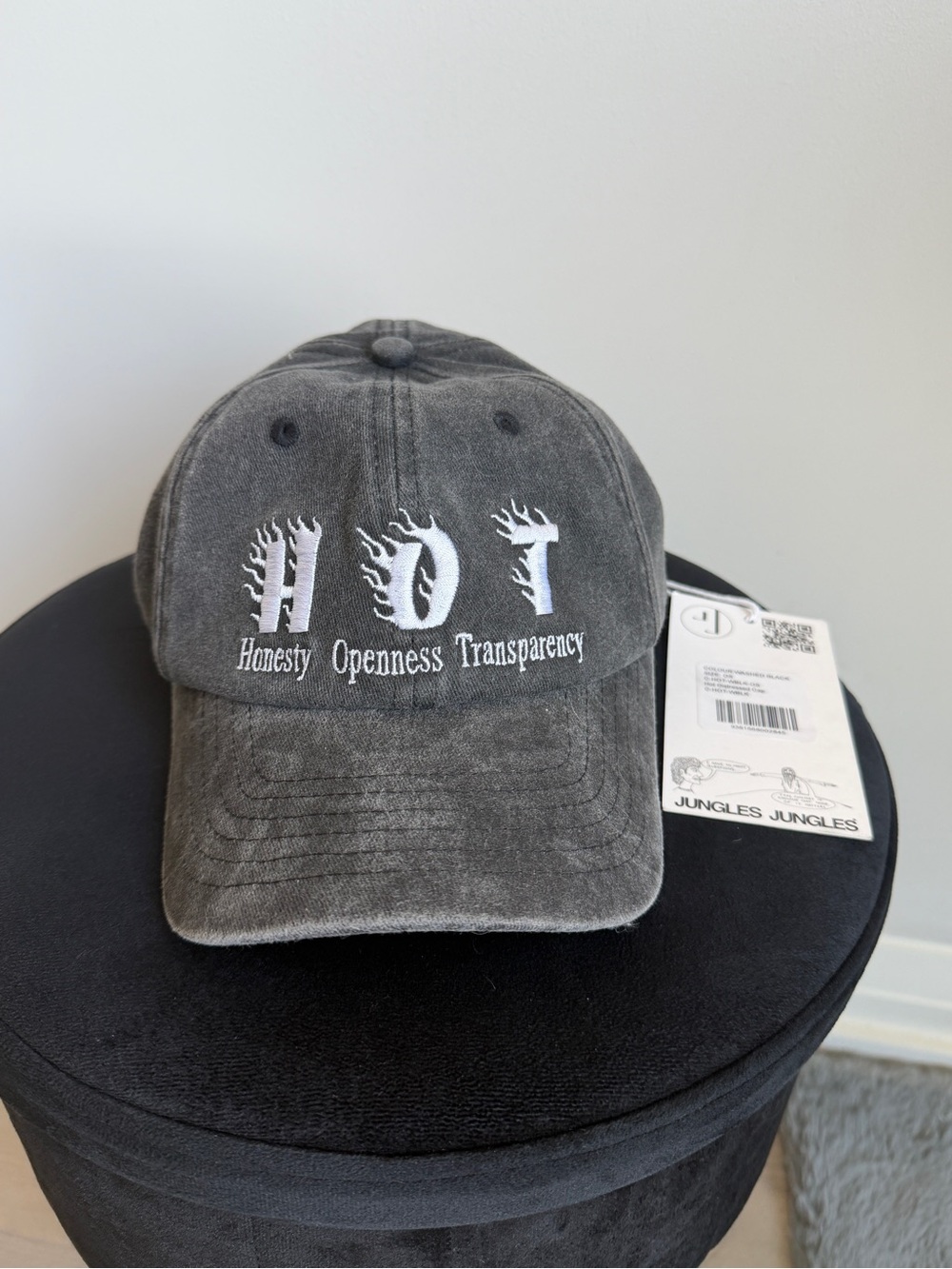 Jungles 'HOT' Embroidered Distressed Baseball Cap - Gray